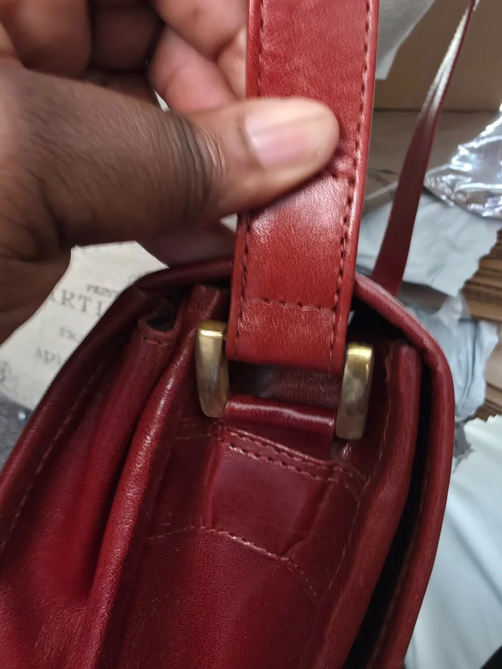 Classic Brown Leather Crossbody Bag - Unbranded